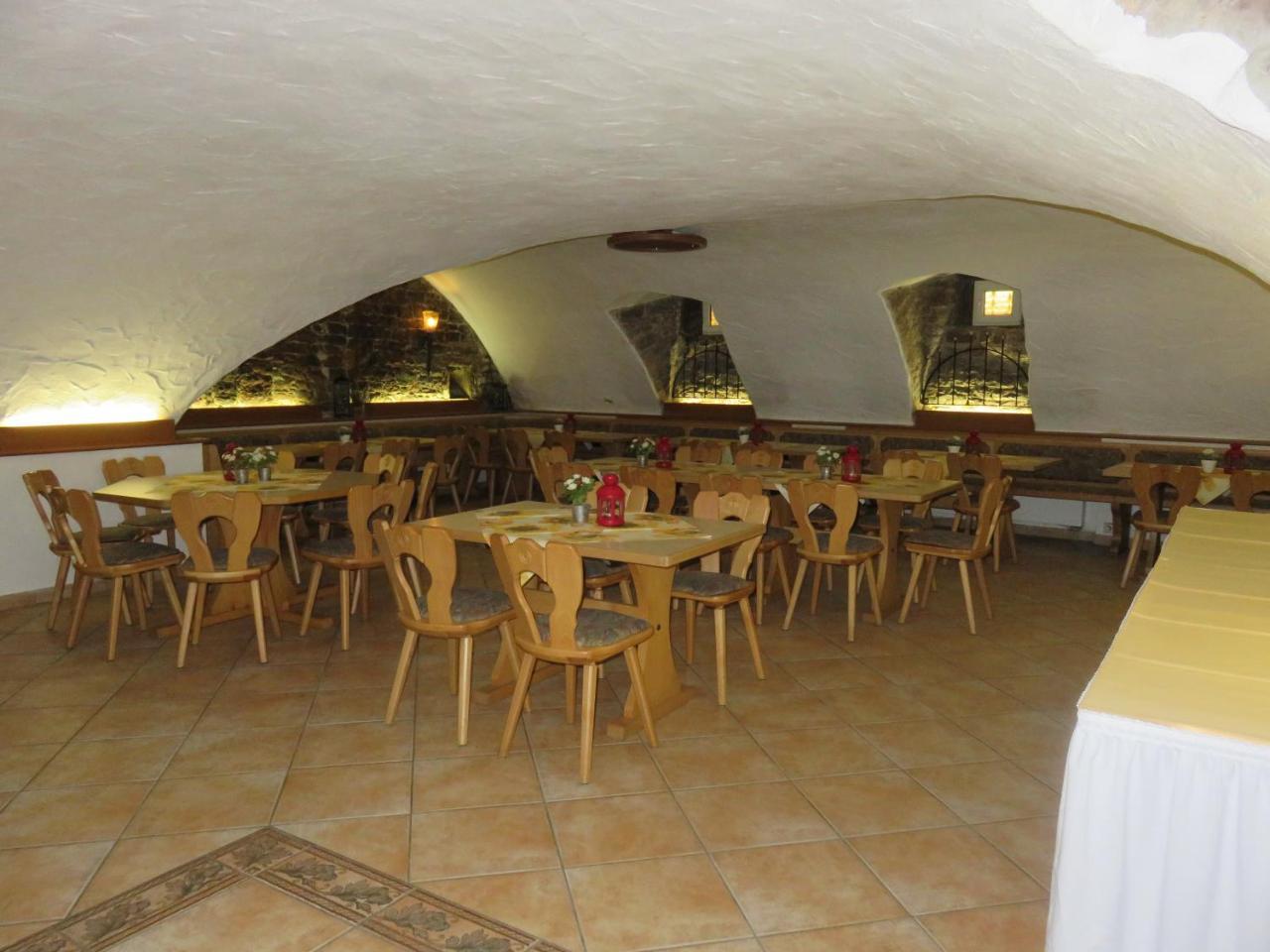 Fraenkischer Hof Zeitlofs Luaran gambar